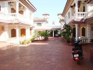 Goa Raj Villa Nagoa Экстерьер фото